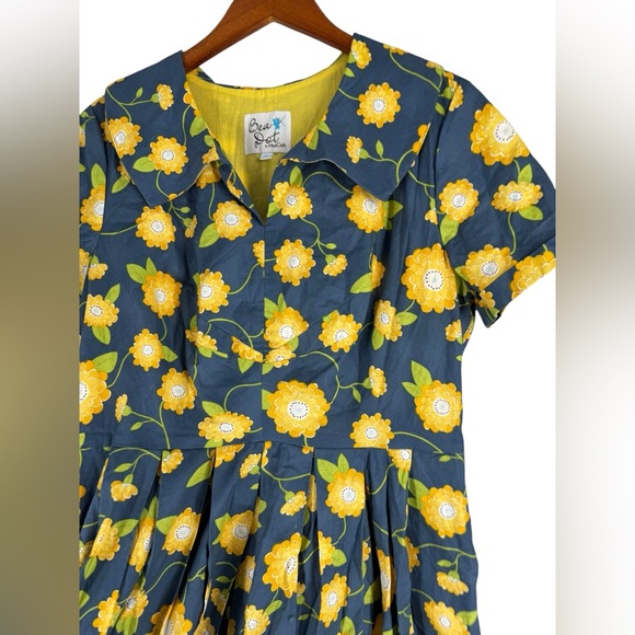 ModCloth Bea & Dot floral dress with wide collar XL - Picture 3 of 7